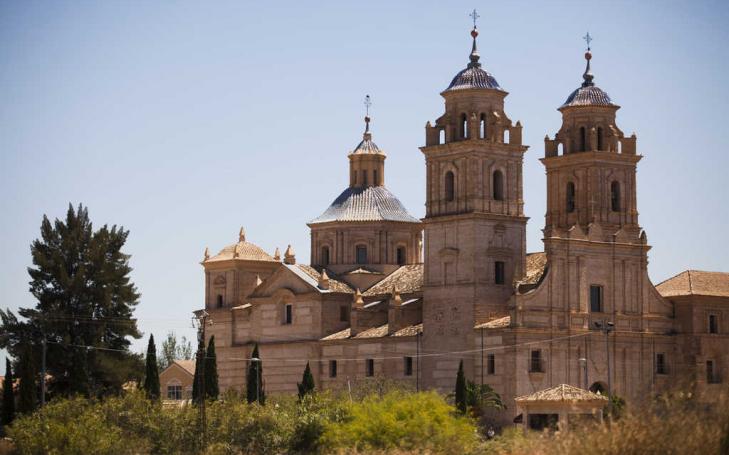 La UCAM facilita la actividad turística a personas con discapacidades físicas