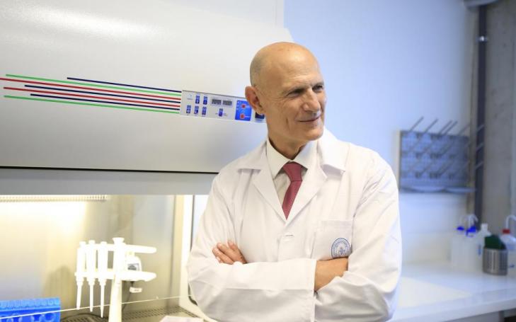 Juan Carlos Izpisua, en las instalaciones de UCAM HiTech