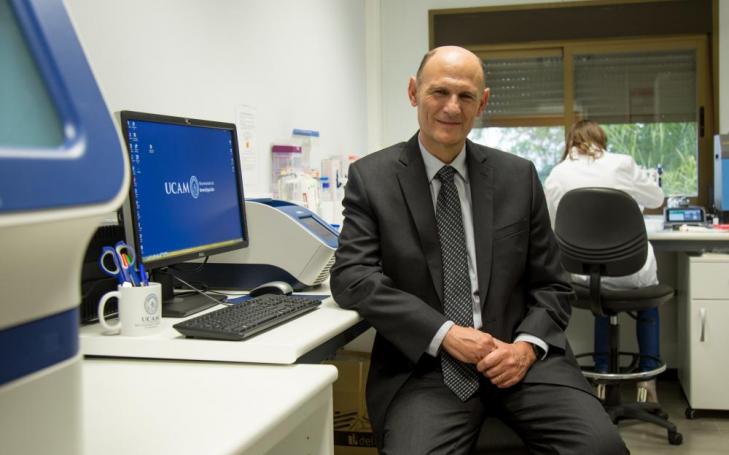 Juan Carlos Izpisua, catedrático de Biología del Desarrollo de la UCAM y Científico Fundador y Director del Instituto de Ciencias de San Diego, Altos Labs, en el Campus de Murcia de la Universidad Católica.