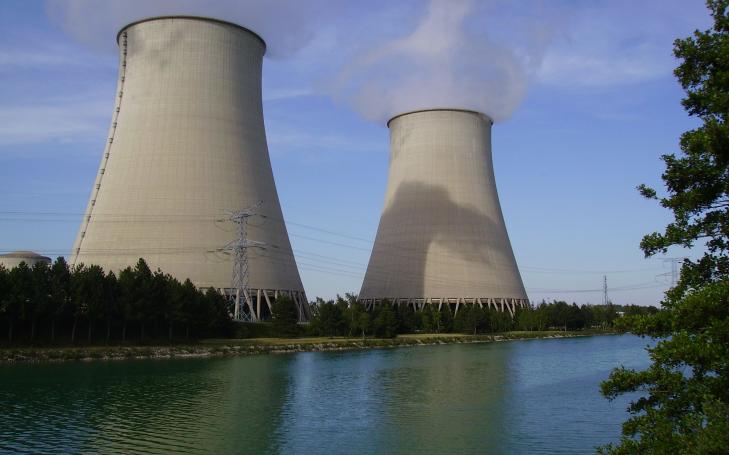 La UCAM estudia las aleaciones de hierro y cromo para su uso en las centrales nucleares La UCAM estudia las aleaciones de hierro y cromo para su uso en las centrales nucleares