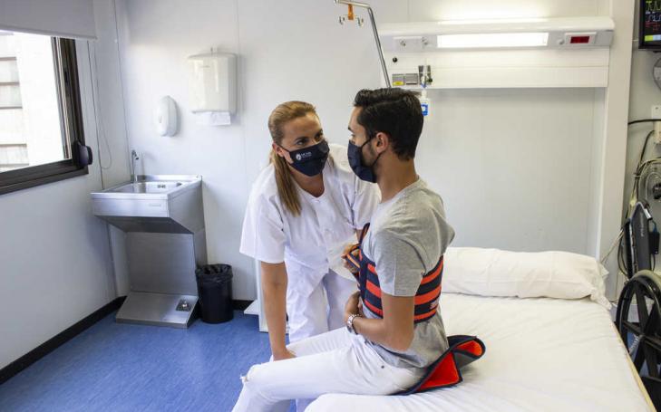 La UCAM participa en un estudio europeo para mejorar la movilización de enfermos La UCAM participa en un estudio europeo para mejorar la movilización de enfermos