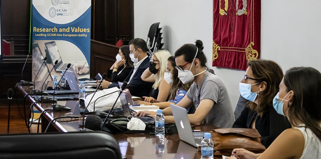 Socios del proyecto europeo Youthshare en la reunión acontecida en la UCAM 