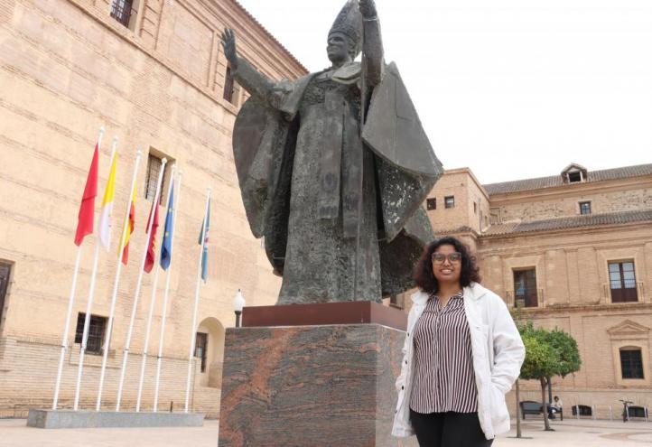 Mithilia Mathyvarnan durante su periodo de prácticas Eurodisea en el campus de Los Jerónimos. 